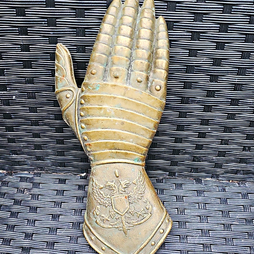 Brass hand shaped wall - hand-shaped,