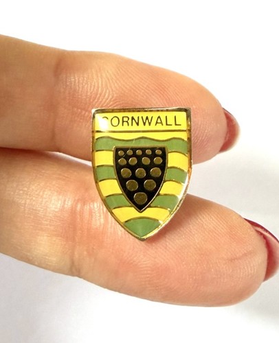 Vintage cornwall coat arms - cornwall,