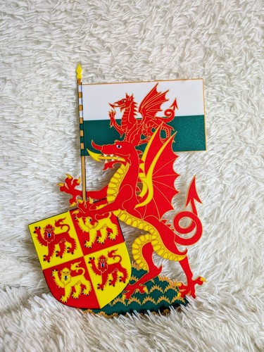Large crest the coat - of, of