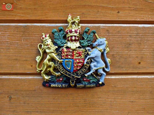 Royal coat arms wall - royal,