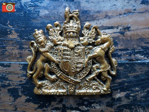 Royal coat arms wall - royal,