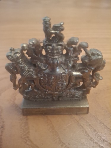 Lesney brass royal - lesney,
