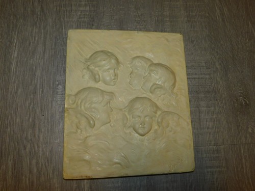 Banks signed plaster - plaster, relief